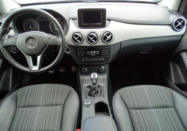 Mercedes-Benz Klasa B cena 50900 przebieg: 76000, rok produkcji 2014 z Piaski małe 596